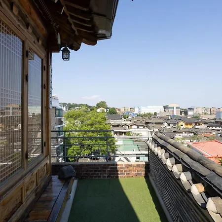 Hakminjae Hanok Stay