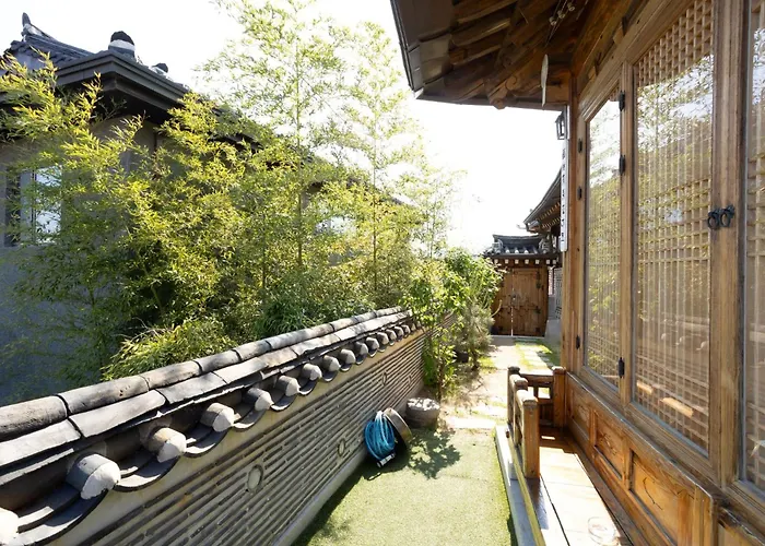 Gasthuis Hakminjae Hanok Seoel