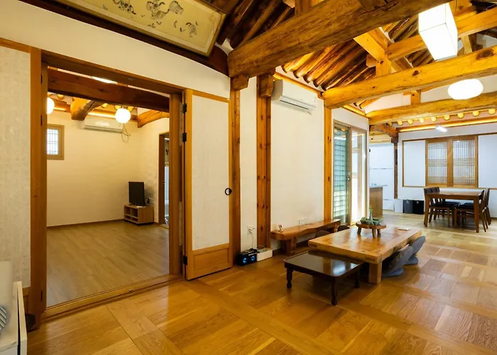 Hakminjae Hanok *