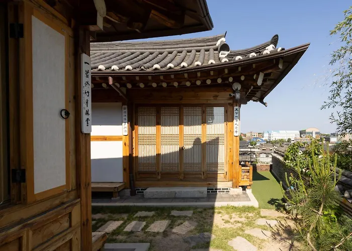 Gasthuis Hakminjae Hanok Seoel