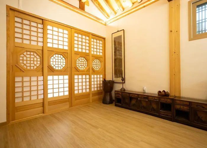 Hakminjae Hanok