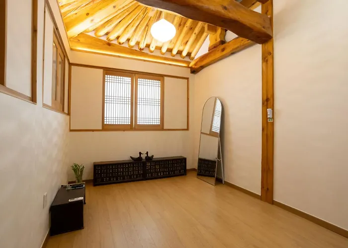 Gasthuis Hakminjae Hanok *