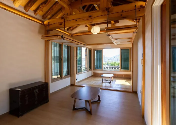 Gasthuis Hakminjae Hanok Seoel